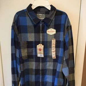 BRAND NEW Urban pipeline button down flannel
